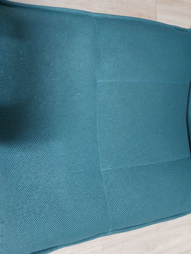 접이식 쿠션 의자 이미지