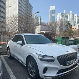 제네시스GV70 2륜 2.5터보 이미지