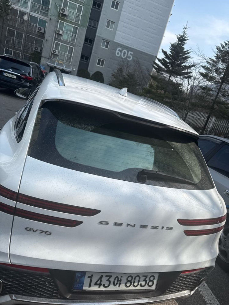 제네시스GV70 2륜 2.5터보 이미지