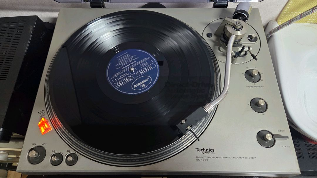 테크닉스 Technics SL 1300 전자동 턴테이블 이미지