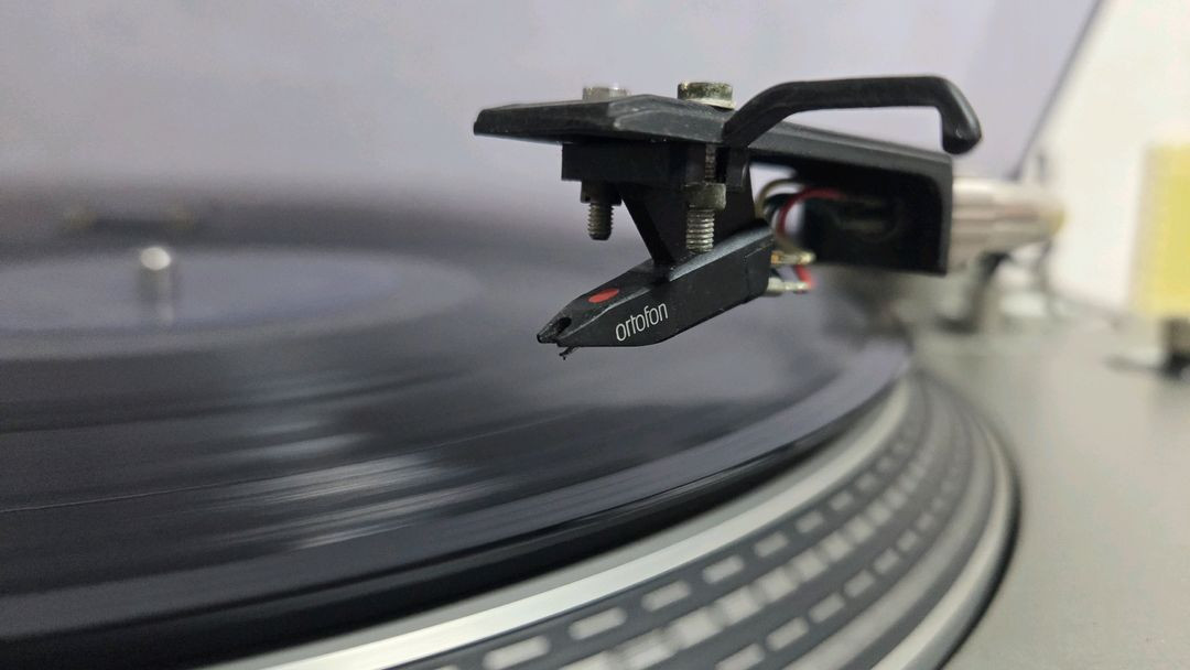 테크닉스 Technics SL 1300 전자동 턴테이블 이미지