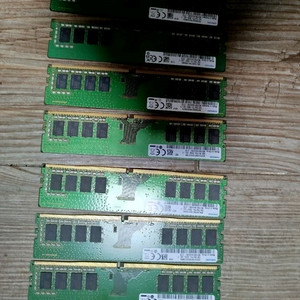 삼성 DDR4 2666mhz 8gb 데스크탑 램 2개 있어요. 2개씩 판매합니다. 전주시