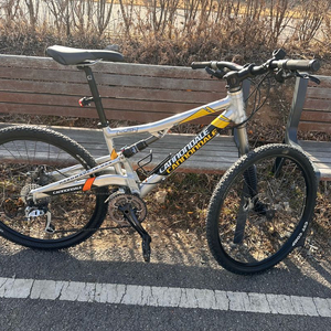 케논데일 러쉬 레프티 샥 이미지