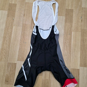 2XU 사이클링 빕숏 L 자전거 라이딩