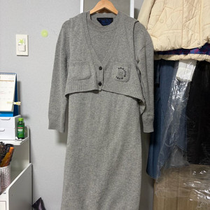 럭키슈에뜨 니트 원피스