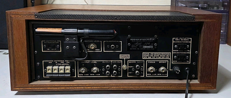 마란츠 120 스코프형 튜너 (우드장착) 이미지