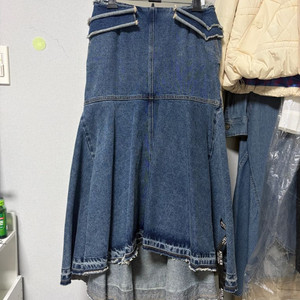 럭키슈에뜨 데님 스커트36