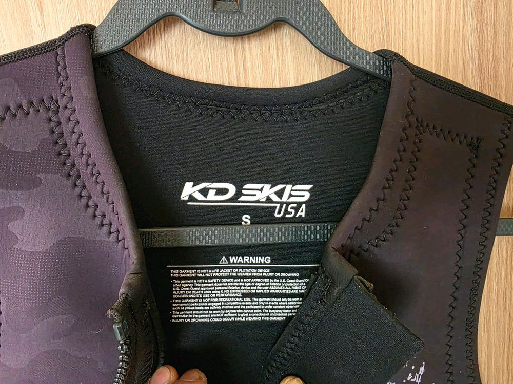 KD SKIS 라이프자켓 s 이미지