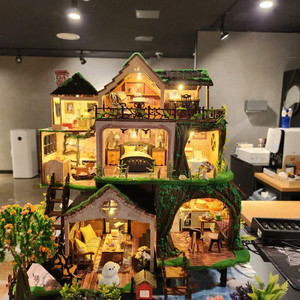 미니어처하우스-숲속의3층집 이미지