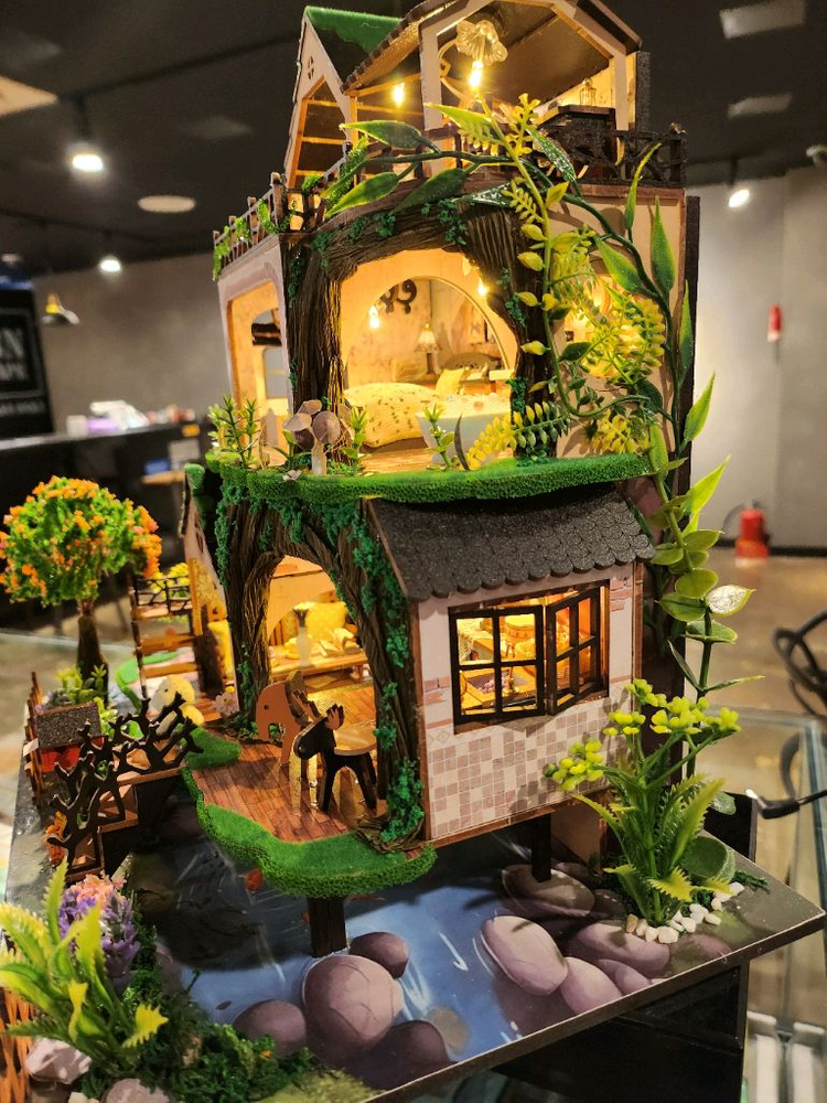 미니어처하우스-숲속의3층집 이미지