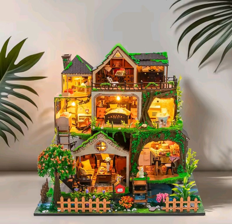 미니어처하우스-숲속의3층집 이미지