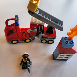 레고 듀플로 소방차 10592