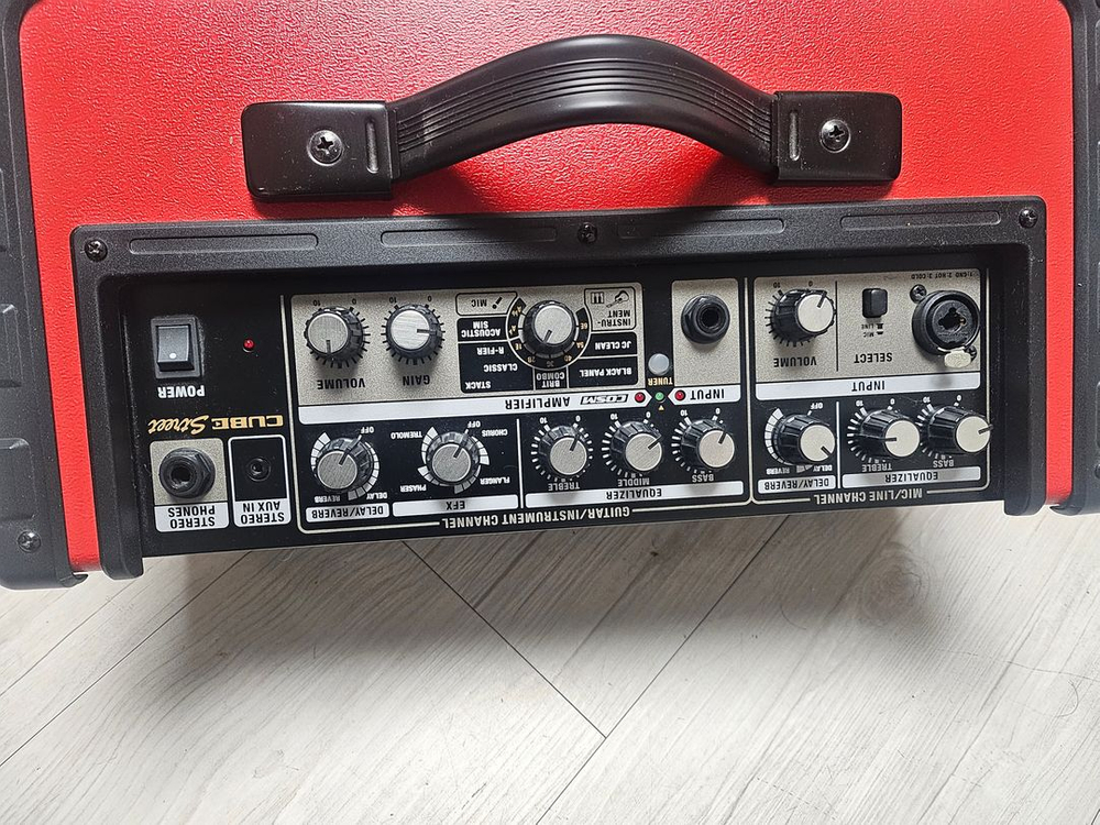 롤랜드 큐브스트리트 레드 이미지