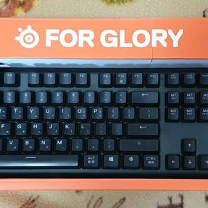 스틸시리즈 APEX PRO 풀배열 래피드 트리거 steelseries 자석축 게이밍 유선 키보드 이미지