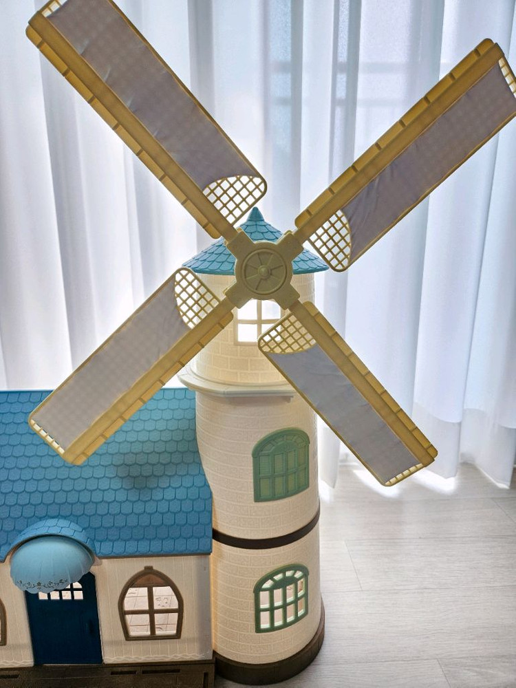 실바니안 파란 지붕 풍차 하우스 부동산 건물 집 이미지