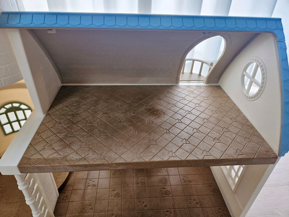 실바니안 파란 지붕 풍차 하우스 부동산 건물 집 이미지