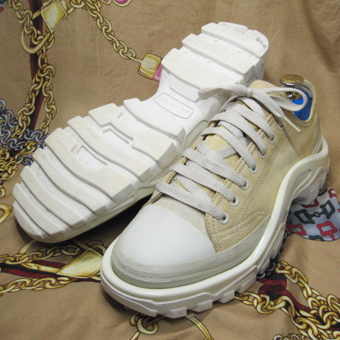 아디다스 라프시몬스 디트로이트 러너 멀티메터리얼 스니커즈 255 이미지