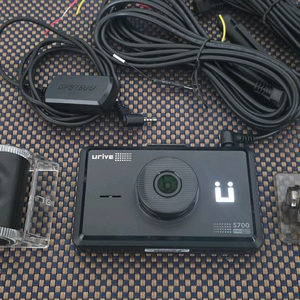 유라이브 S700 블랙박스 (32GB,GPS)