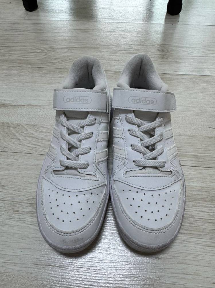 아디다스 키즈 운동화 210 이미지