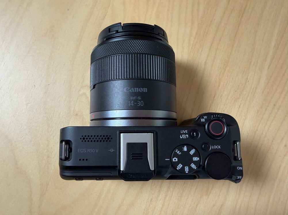 캐논 EOS R50V 14-30mm 렌즈킷--1