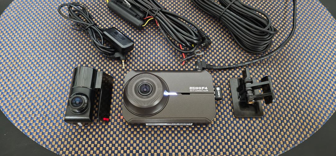 리드아이 F4 와이파이 블랙박스 FHD (2채널) 이미지