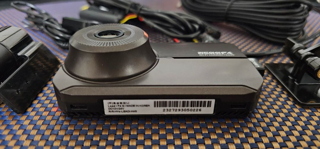 리드아이 F4 와이파이 블랙박스 FHD (2채널) 이미지