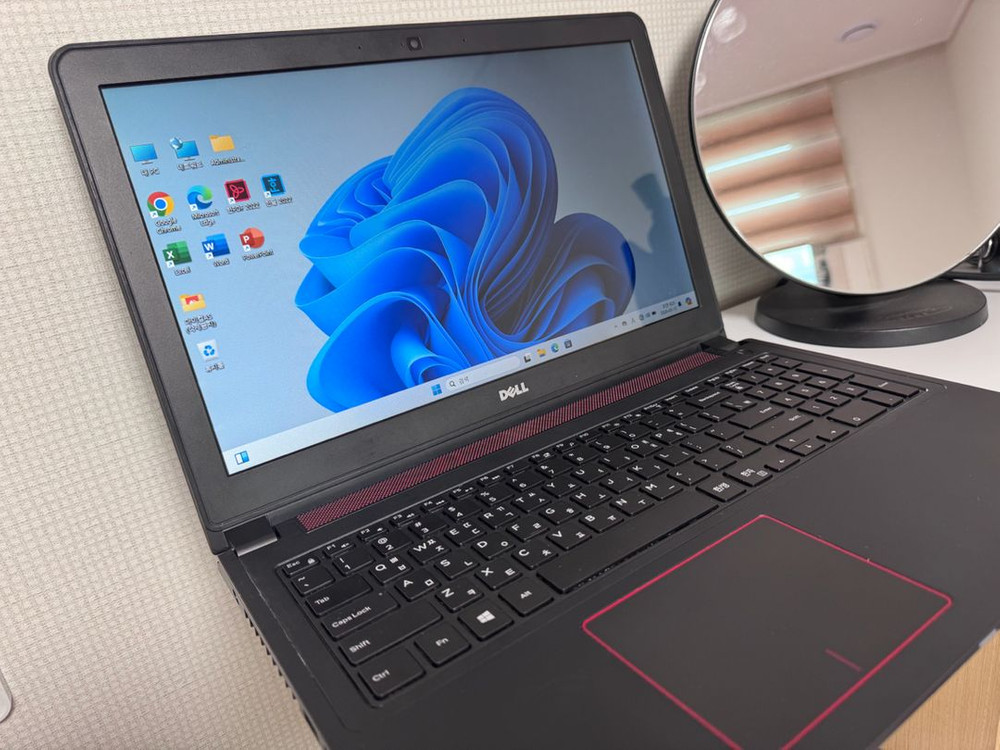 시에스타의 픽 Dell 15인치 가성비 게이밍노트북 i7-6700 GTX960--0