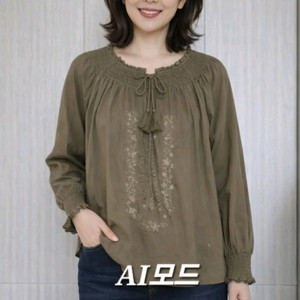 프리~77)새 옷/GUESS 태슬 리본 자수 면 블라우스