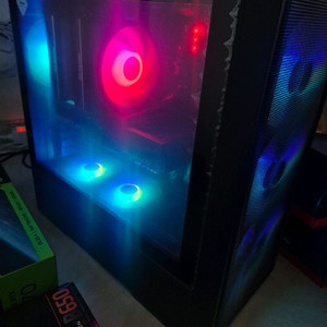 라이젠7800x3d RTX5070 1tb 32gb 이미지