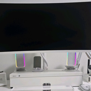 30인치 21:9 200hz 화이트 TFG30F20W 모니터 이미지