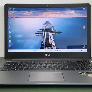 LG 울트라기어 15UD780 i7-8세대 게이밍노트북_신품배터리