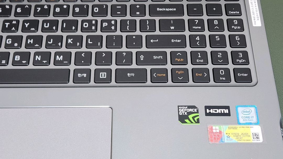 LG 울트라기어 15UD780 i7-8세대 게이밍노트북_신품배터리--3