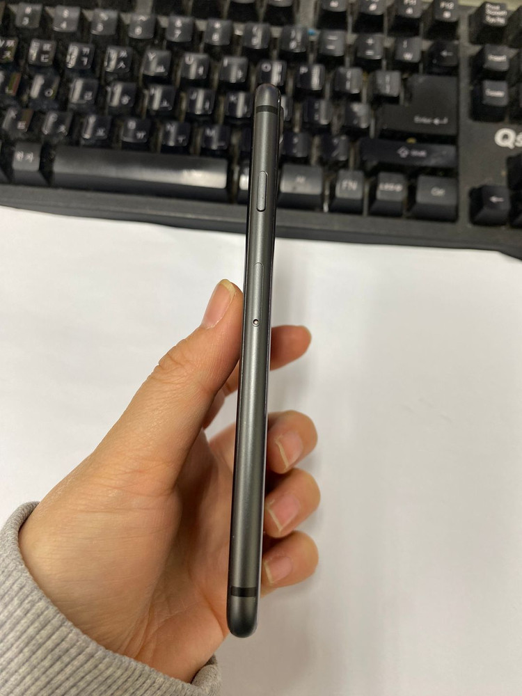 아이폰8 스그 A급 256GB 배터리100% 인스타 빈티지 사진폰 레트로감성 카메라폰 209339--5