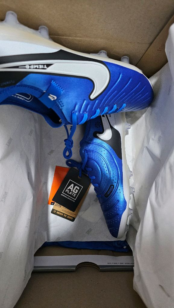 티엠포 레전드10 엘리트 AG 255 이미지