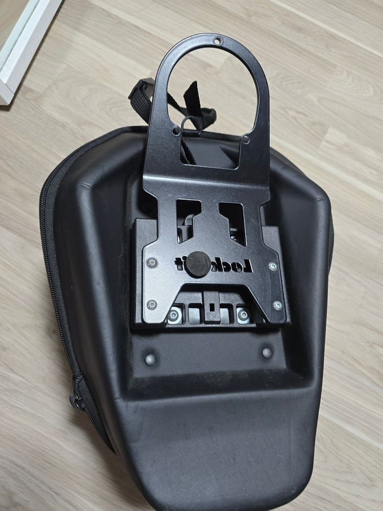 햅보앤백커 로이스터 탱크백--2