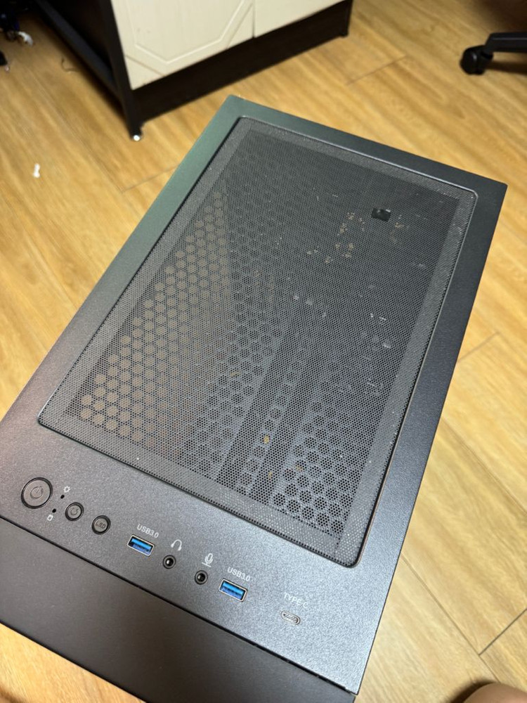 게이밍컴퓨터 5600x 3060ti 32g 본체 판매합니다--2