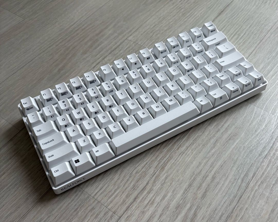 리얼포스 RC1 화이트 30g 영문배열 키보드 이미지