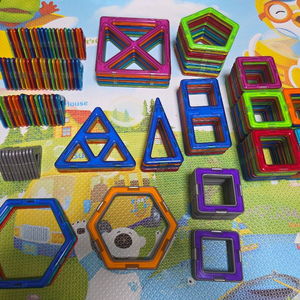 택포)맥포머스자석블럭170-180개+보관통