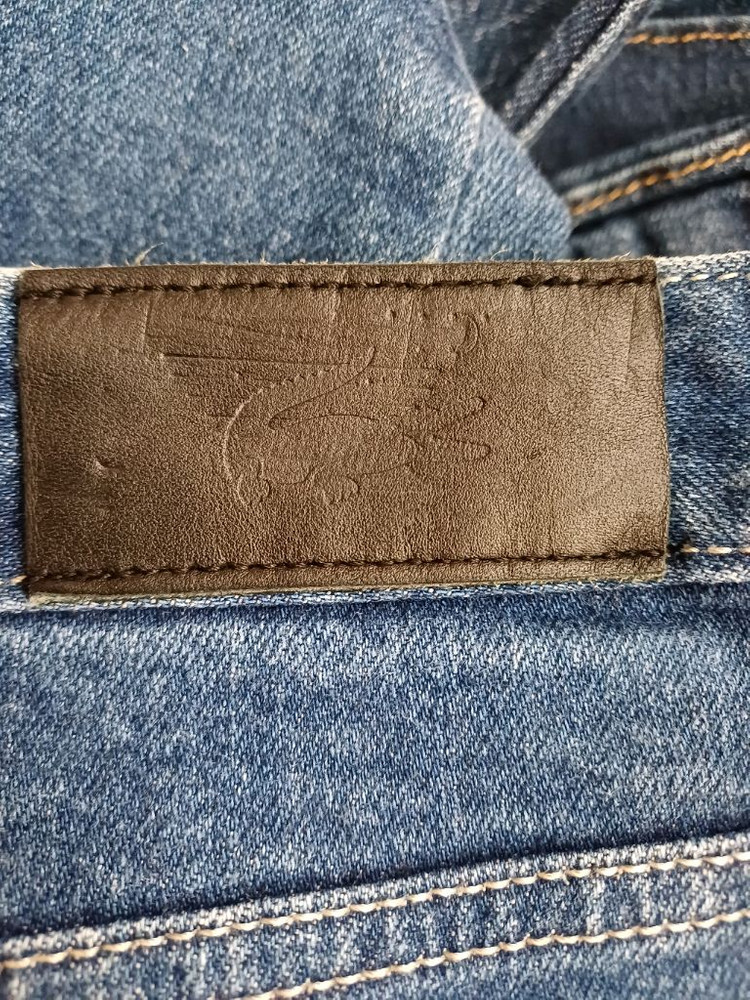 라코스테청바지 4만원에 판매합니다--2