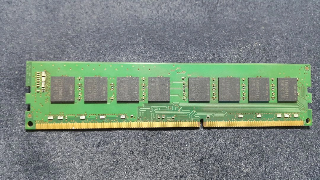 삼성 DDR3 8GB PS3 10600U 이미지