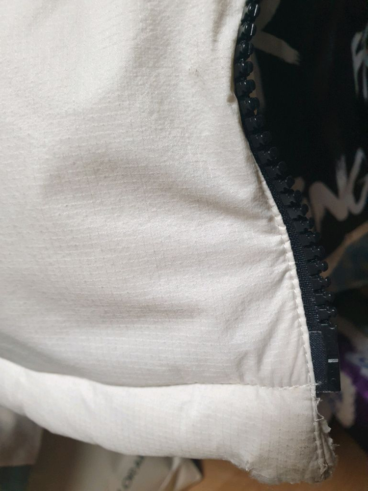 정품 아이더 패딩S사이즈 남녀공용 이미지