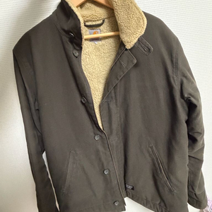 칼하트wip 자켓 이미지