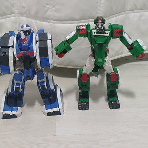 지오메카 부품 장난감 로봇 이미지