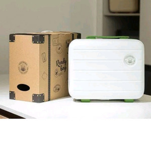 포스티보나 레디백 여행용 가방 화이트 미사용 새제품