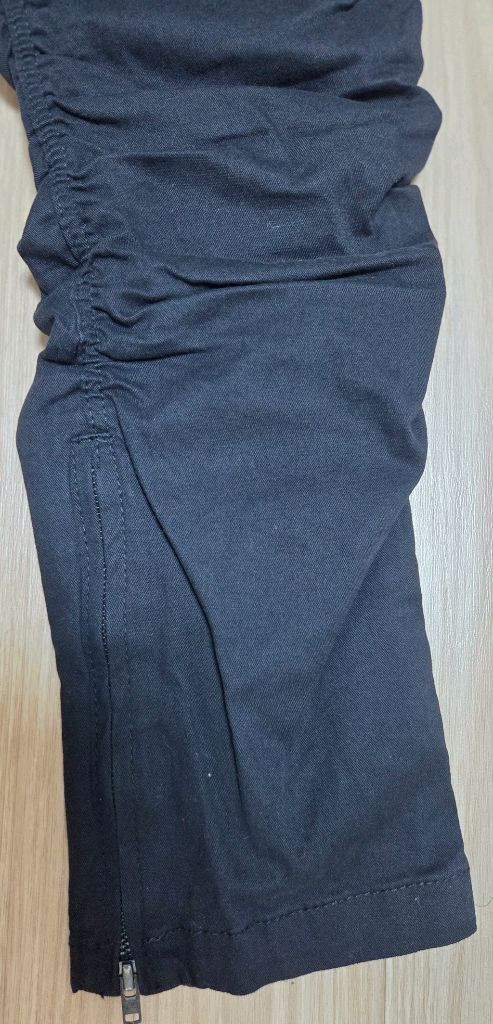 H&M 셔링조거팬츠 블랙 32사이즈 새상품 판매합니다 이미지