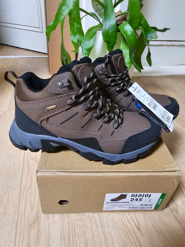 마운티아 아리아 등산화 245mm 브라운 색상 남녀 공용 풀박스 새상품--4