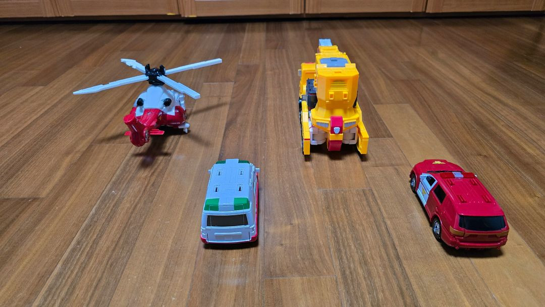 헬로카봇 마이티가드4단합체 구성품다있고 상태좋아요--8