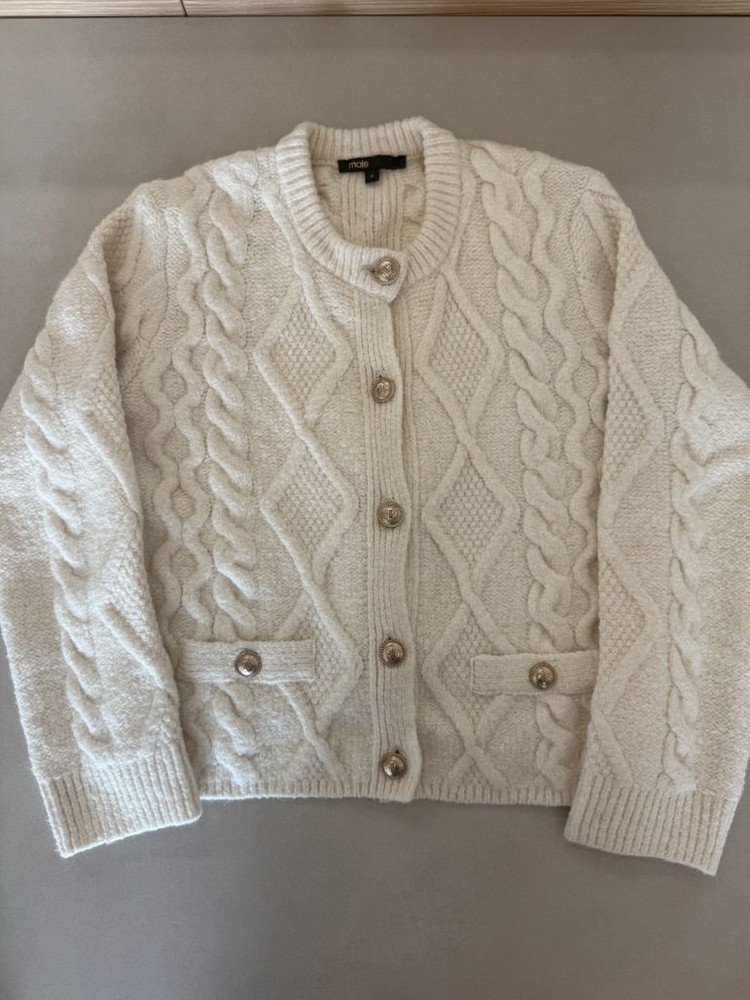 마쥬 금장 로고 버튼 가디건--4