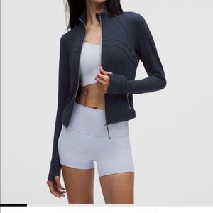 (새상품)룰루레몬 디파인 크롭자켓 Define cropped Jacket