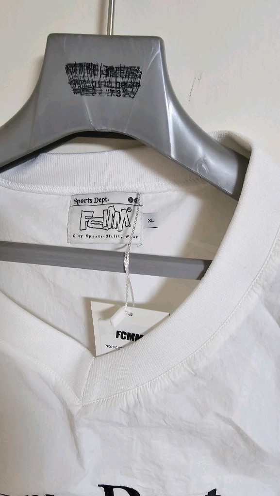 FCMM 스포츠뎁트 로고 파이핑 풀오버 새상품(308 이미지
